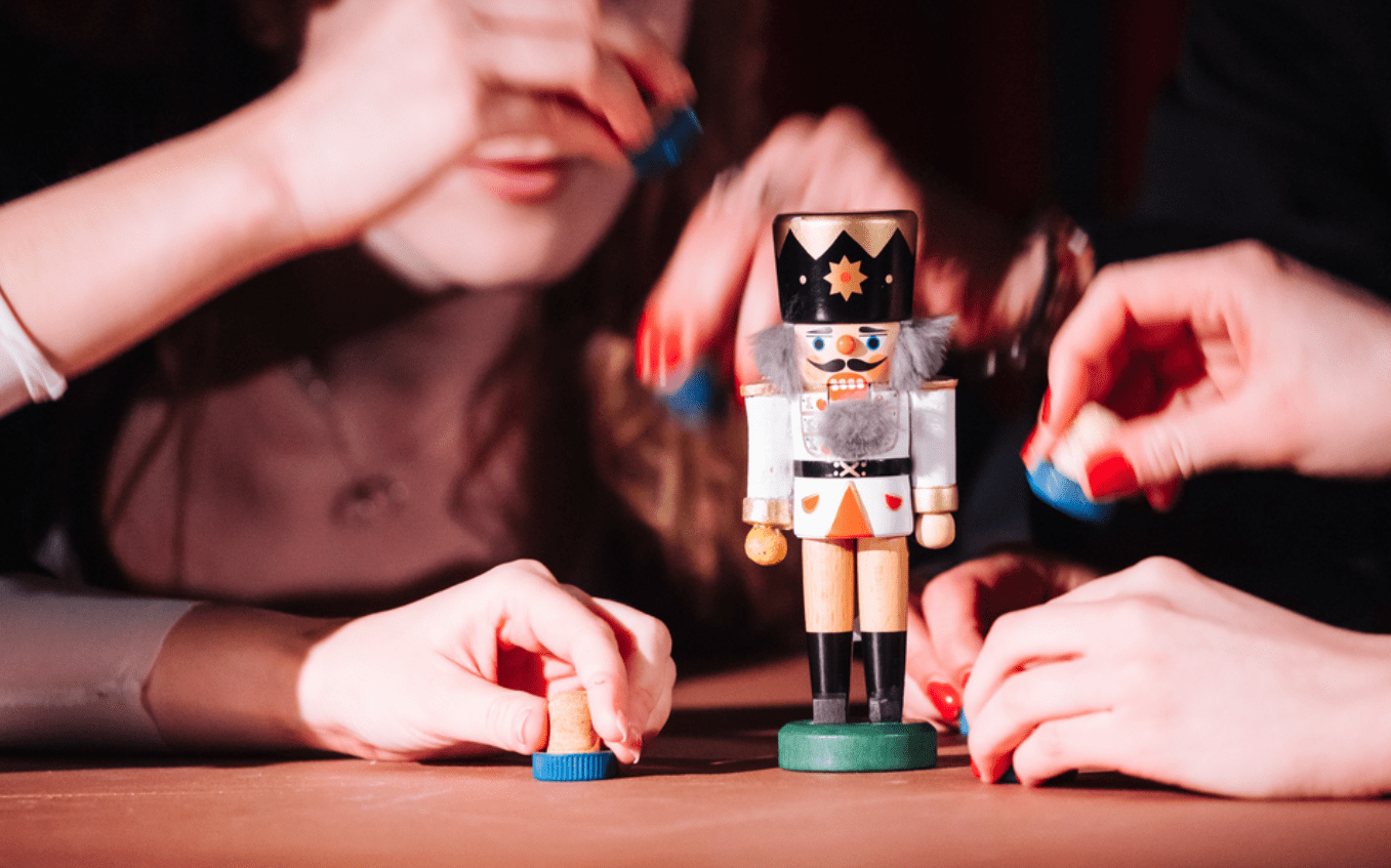 Цирк с предметами